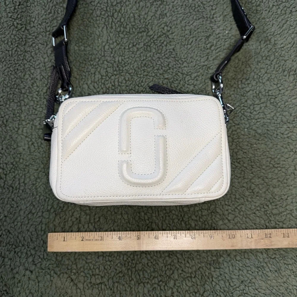 Marc Jacobs Ivory Crossbody Bag - Picture 10 of 12